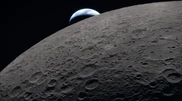 “حزام شمسي” حول القمر يزود الأرض بالكهرباء.. مشروع ياباني قد يغير مفهوم الطاقة | علوم